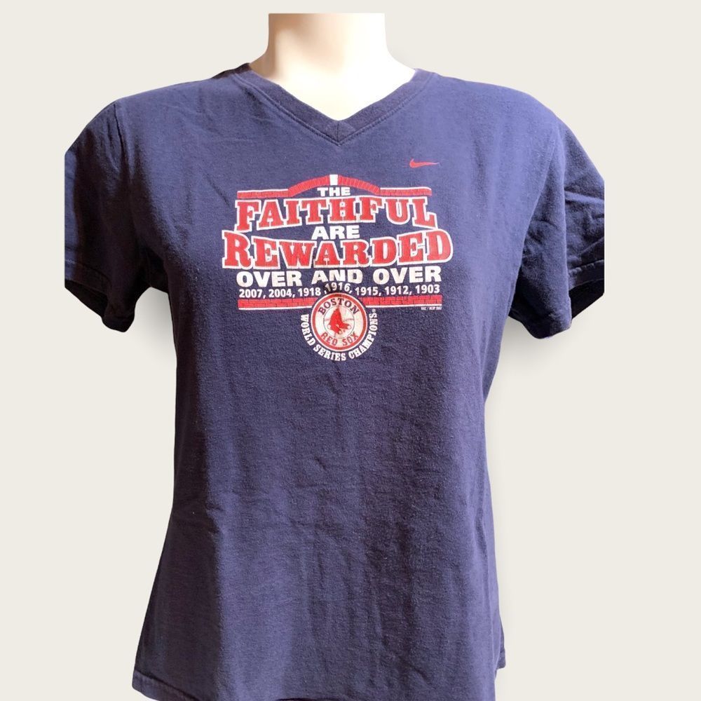 𝅺NIKE RED SOX T-SHIRT